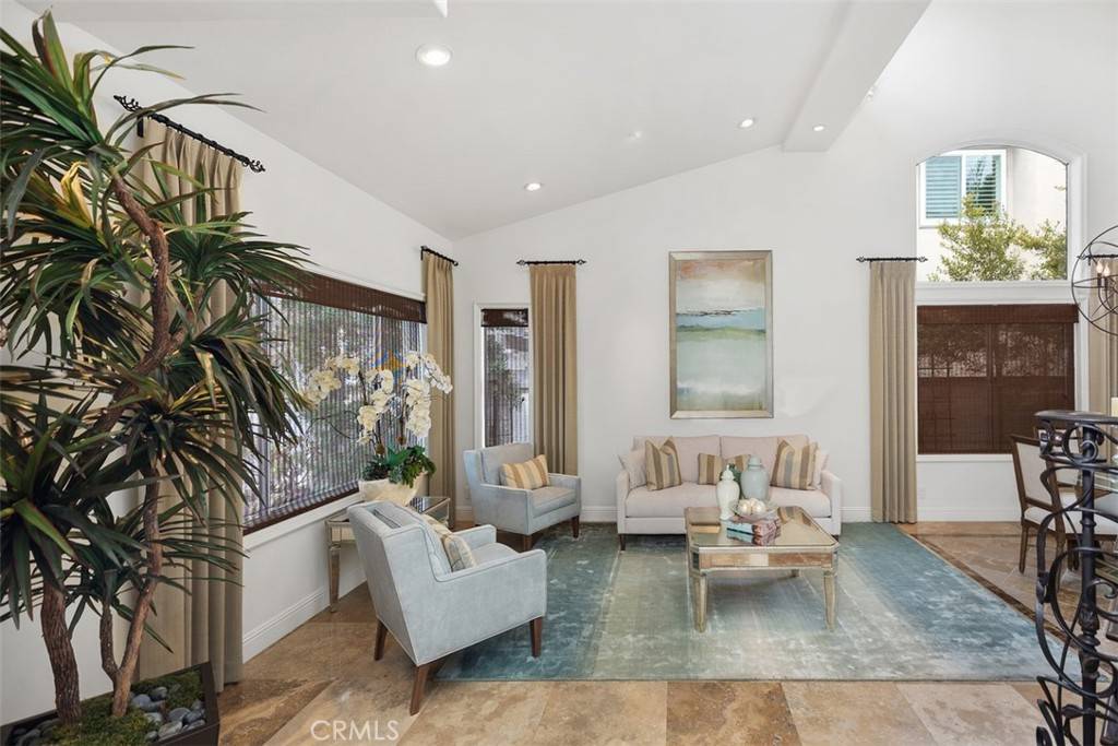 Laguna Niguel, CA 92677,9 Pembroke LN