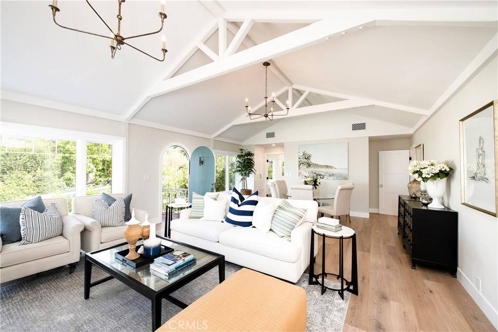 Laguna Beach, CA 92651,567 Flora ST