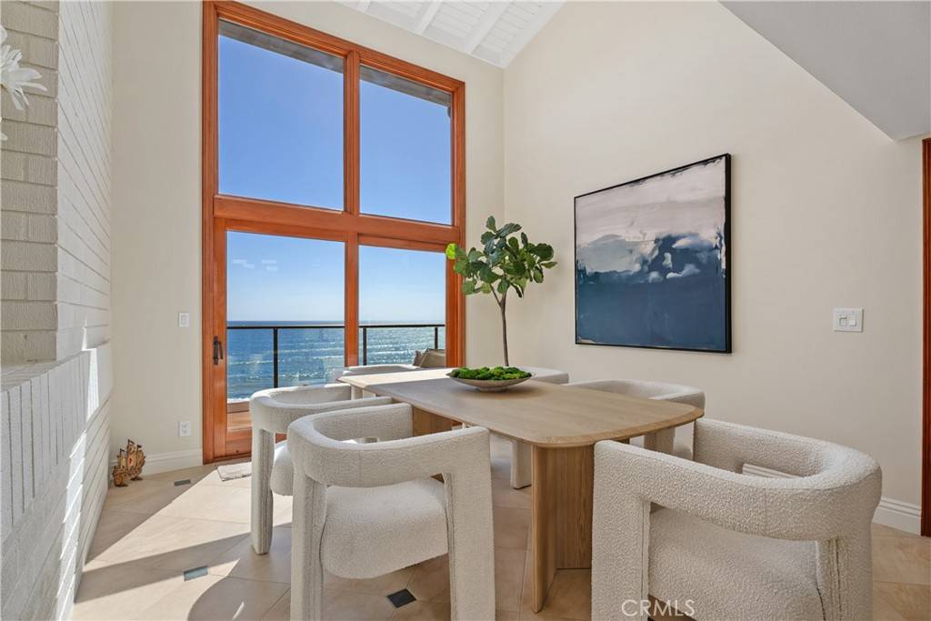 Dana Point, CA 92624,35451 Camino Capistrano