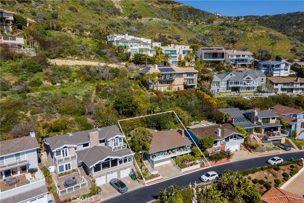 Laguna Beach, CA 92651,19 N Vista De La Luna