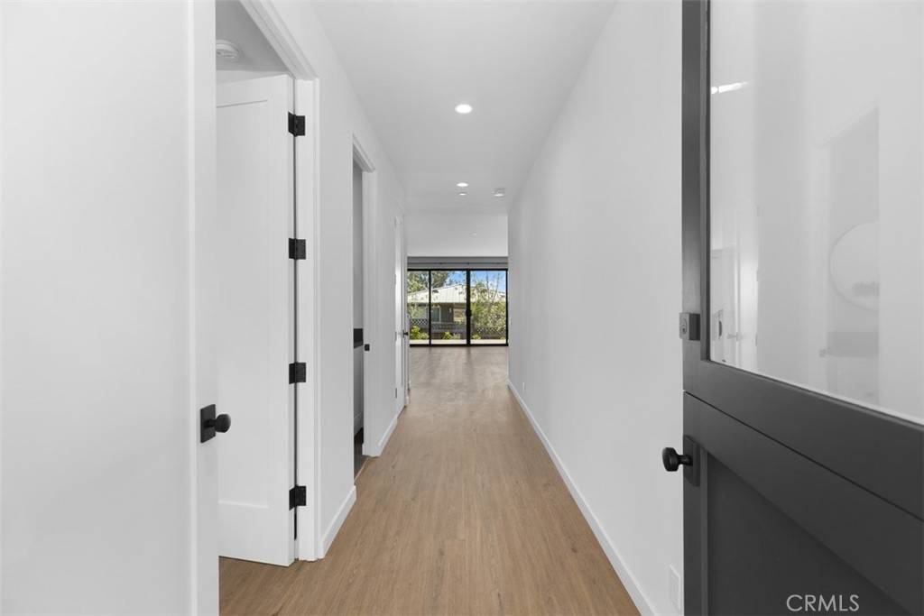 Laguna Beach, CA 92651,21552 Treetop LN