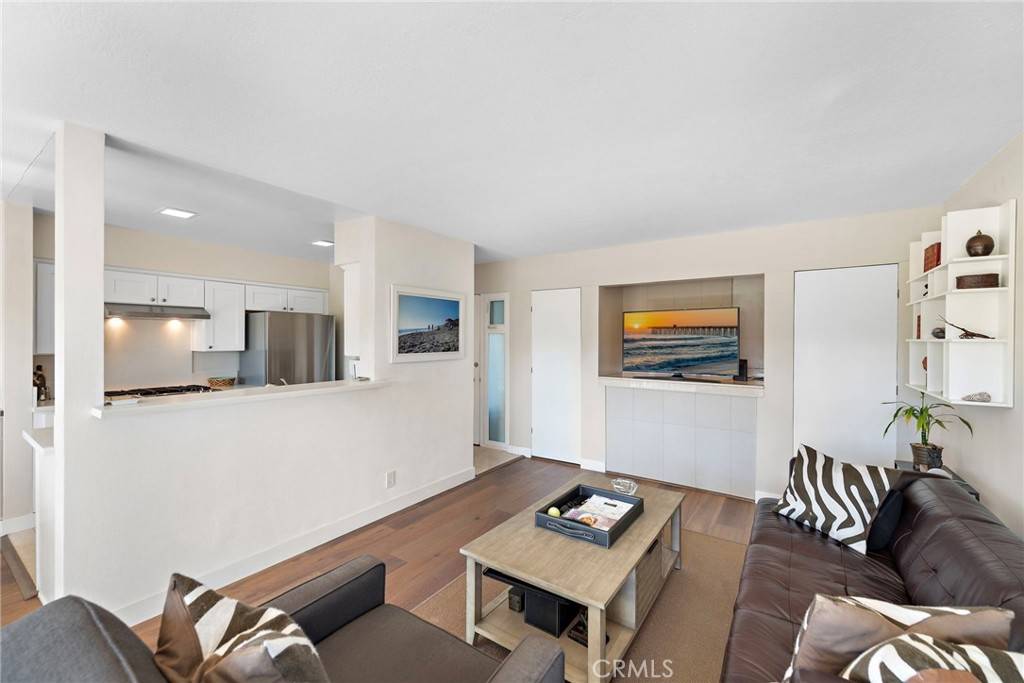 Laguna Beach, CA 92651,21703 Ocean Vista DR #102