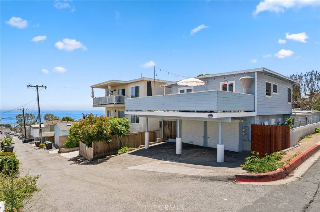 Laguna Beach, CA 92651,295 Wave ST