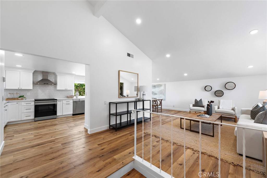 Mission Viejo, CA 92691,27091 Pueblonuevo DR