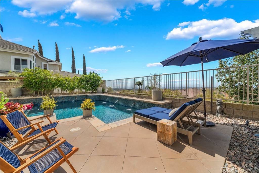 Rancho Santa Margarita, CA 92679,32221 Weeping Willow Street