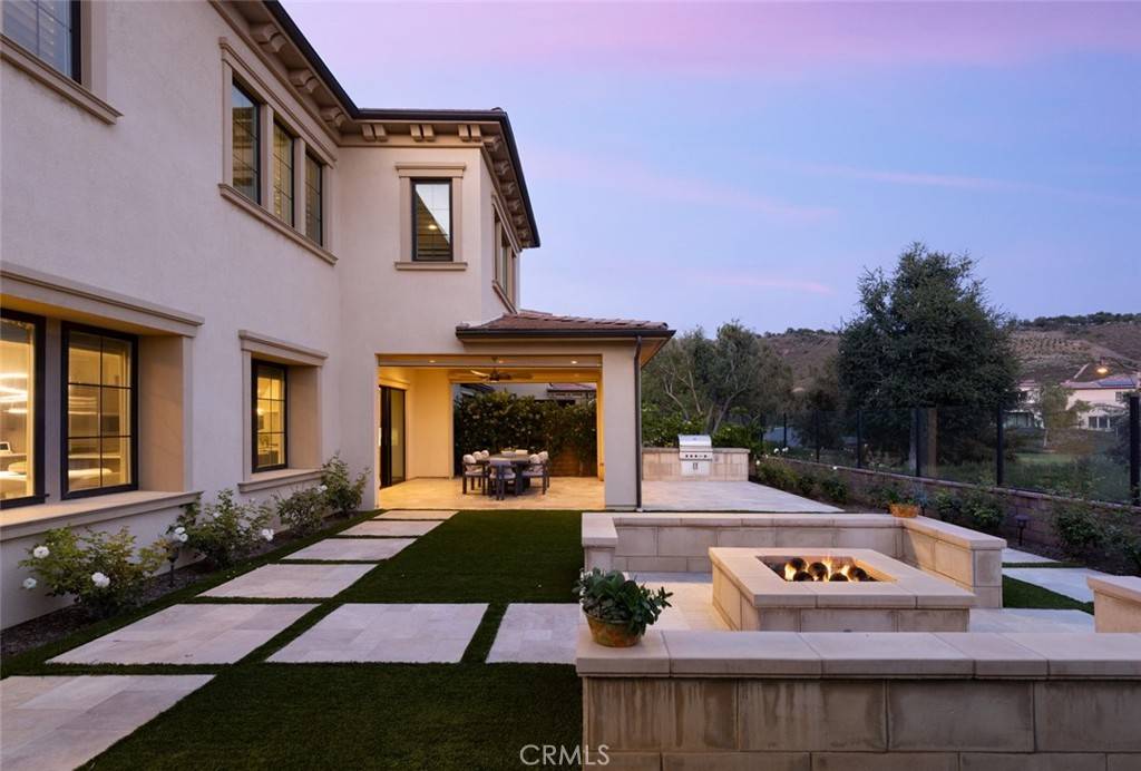 Irvine, CA 92602,112 Mountain Sky