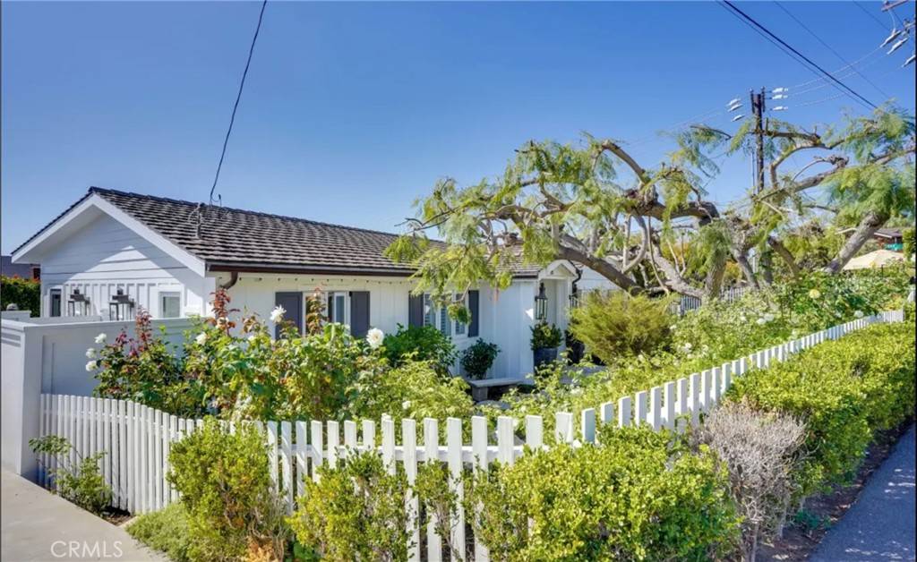 Laguna Beach, CA 92651,1125 Temple TER