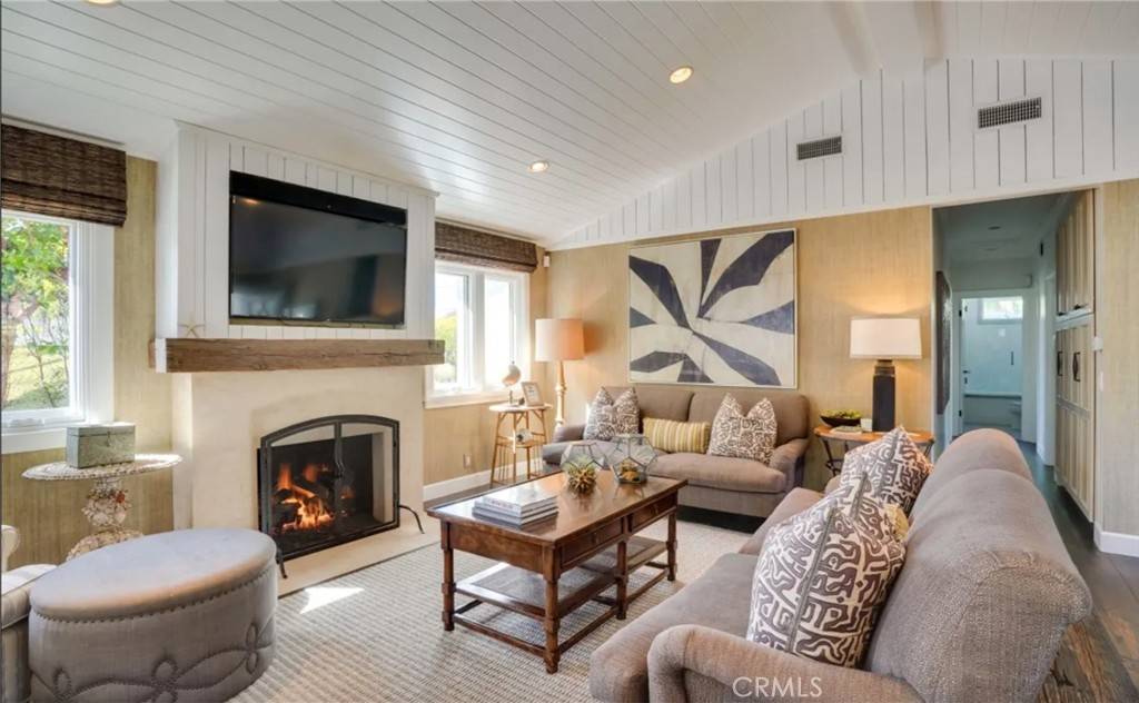 Laguna Beach, CA 92651,1125 Temple TER