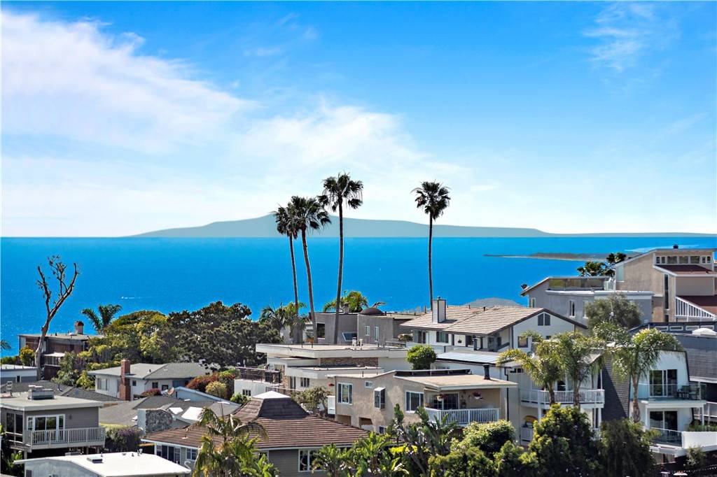 Laguna Beach, CA 92651,970 Quivera ST