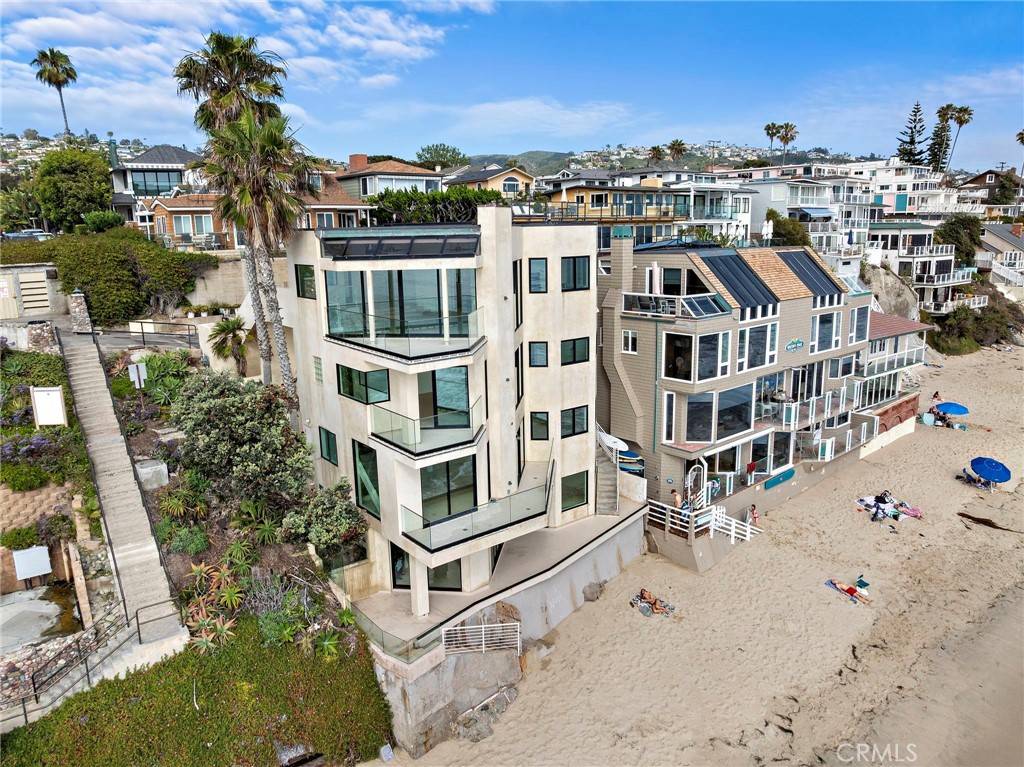 Laguna Beach, CA 92651,715 Ocean Front