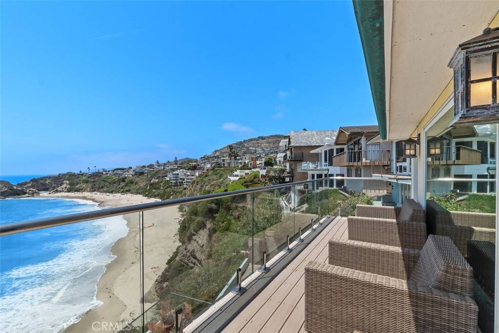 Laguna Beach, CA 92651,100 S La Senda