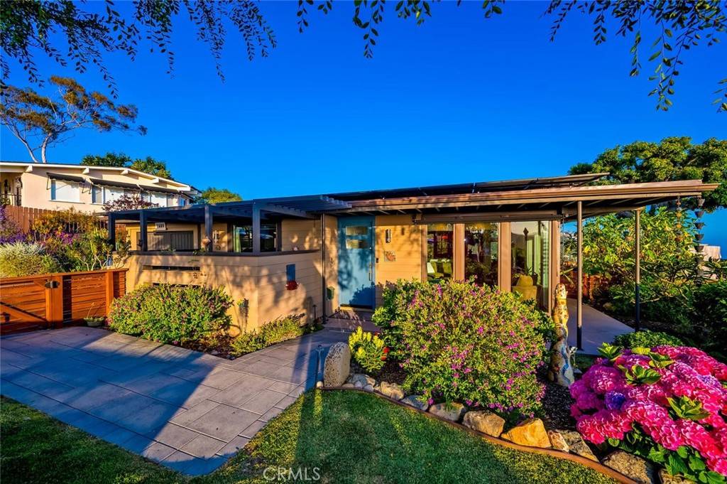 Laguna Beach, CA 92651,1687 Temple Hills DR