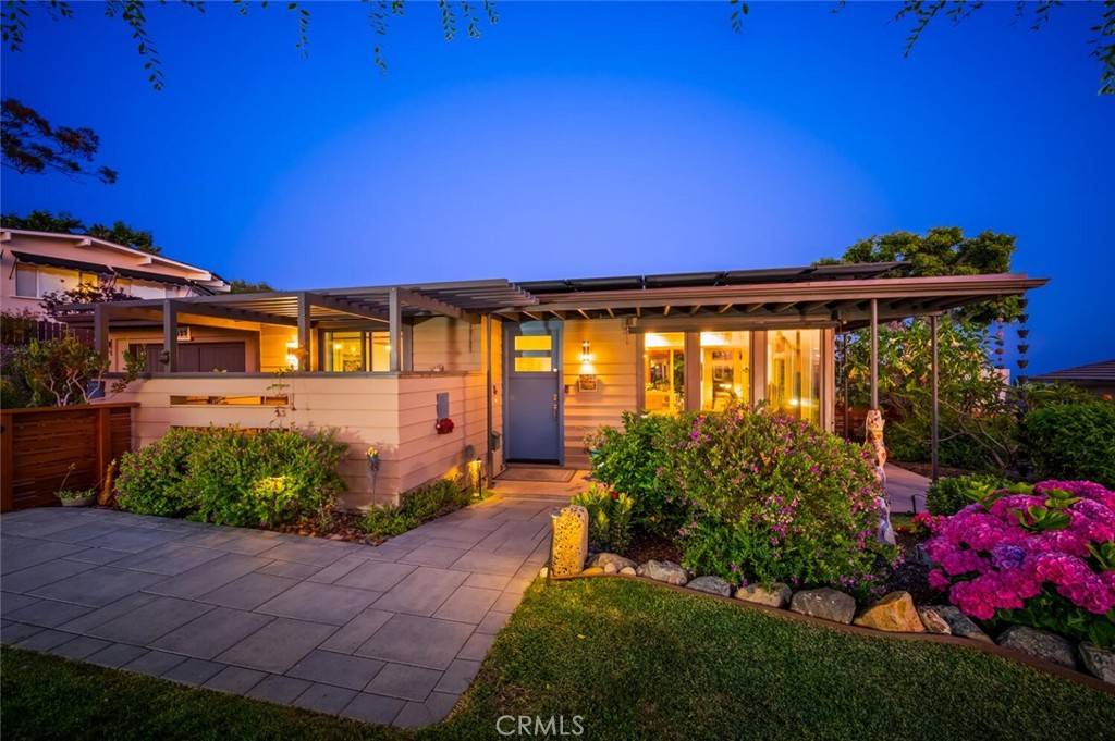 Laguna Beach, CA 92651,1687 Temple Hills DR
