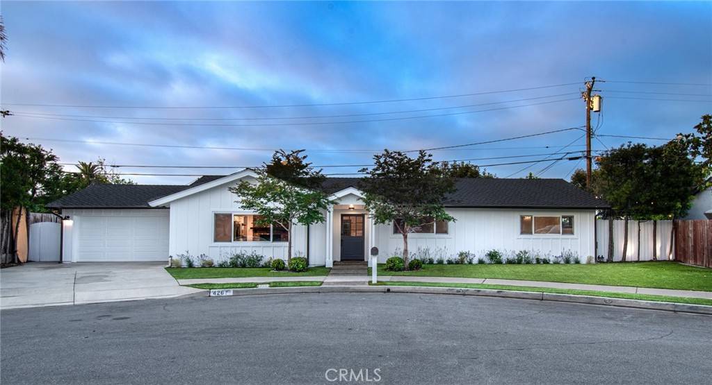 Costa Mesa, CA 92627,426 Cambridge CIR