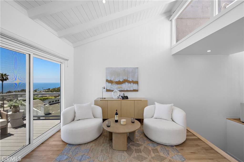 Laguna Beach, CA 92651,21659 Ocean Vista DR #20
