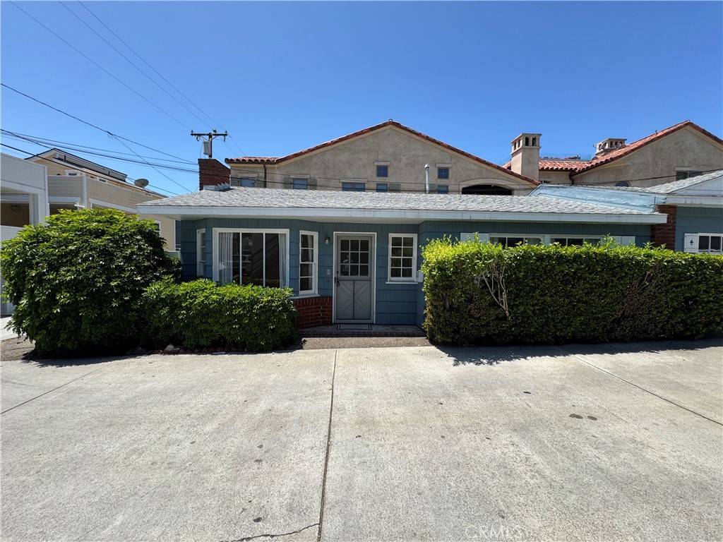 Corona Del Mar, CA 92625,432 .5 Heliotrope AVE #.5