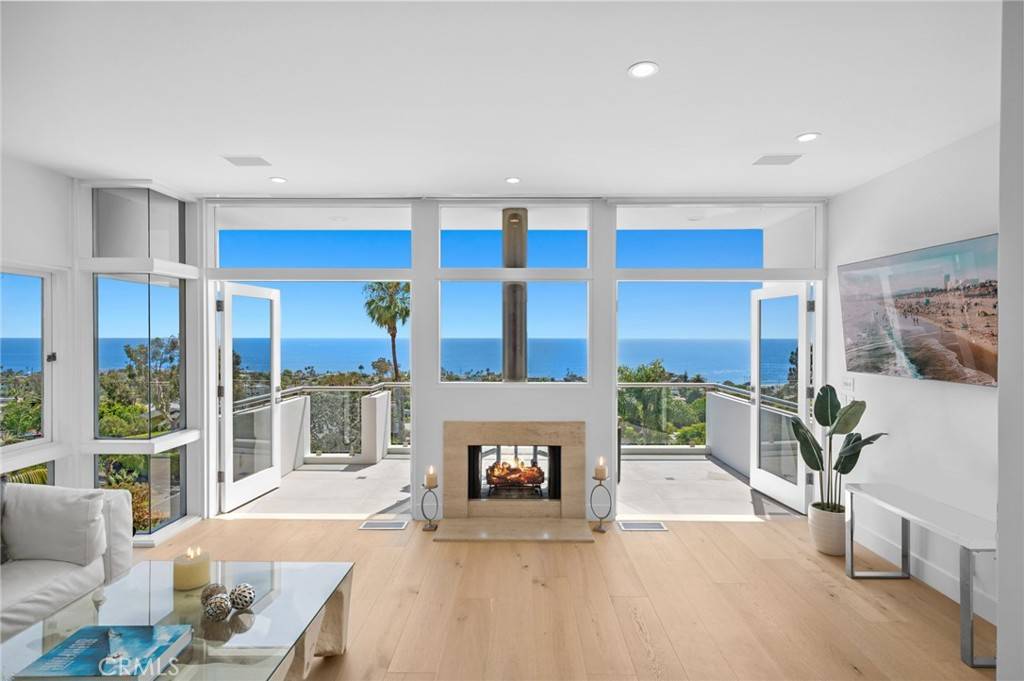 Laguna Beach, CA 92651,1061 Skyline DR
