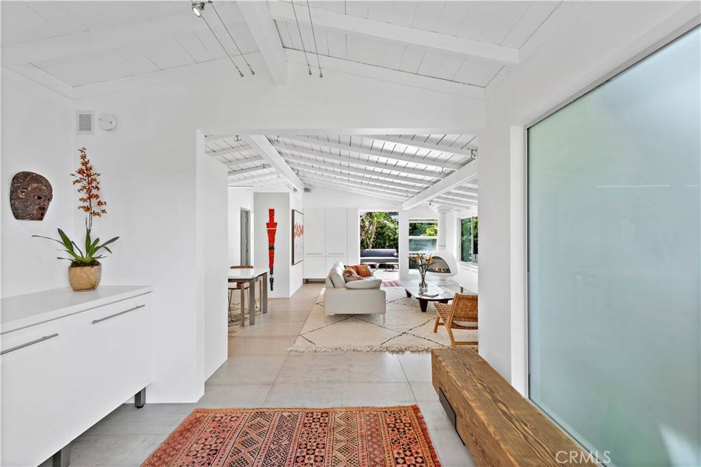 Laguna Beach, CA 92651,239 Fairview ST