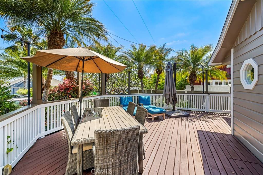 Laguna Beach, CA 92651,430 Anita ST