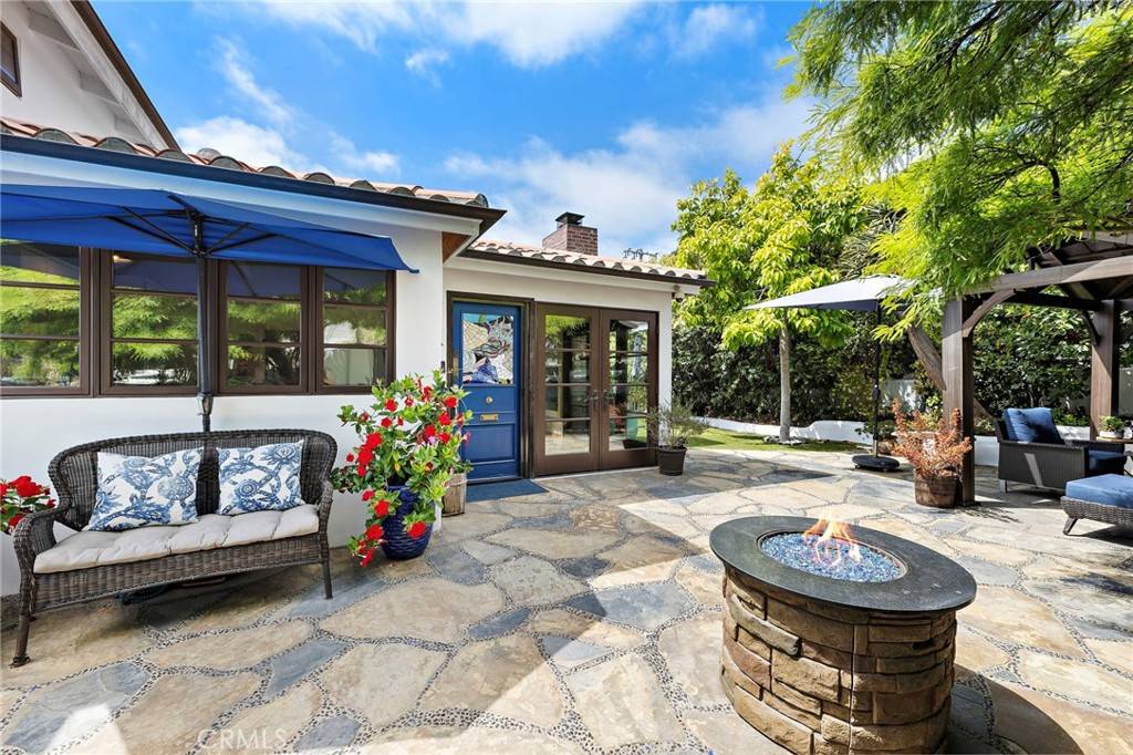 Laguna Beach, CA 92651,490 Agate