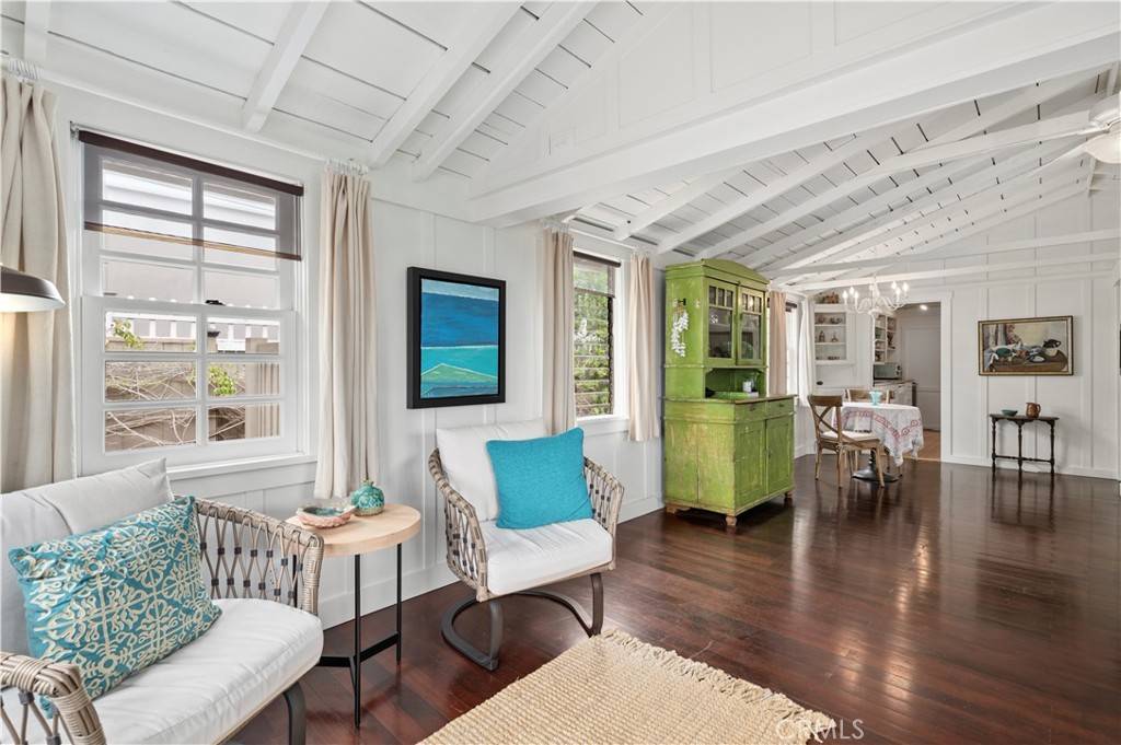 Laguna Beach, CA 92651,513 Oak Street