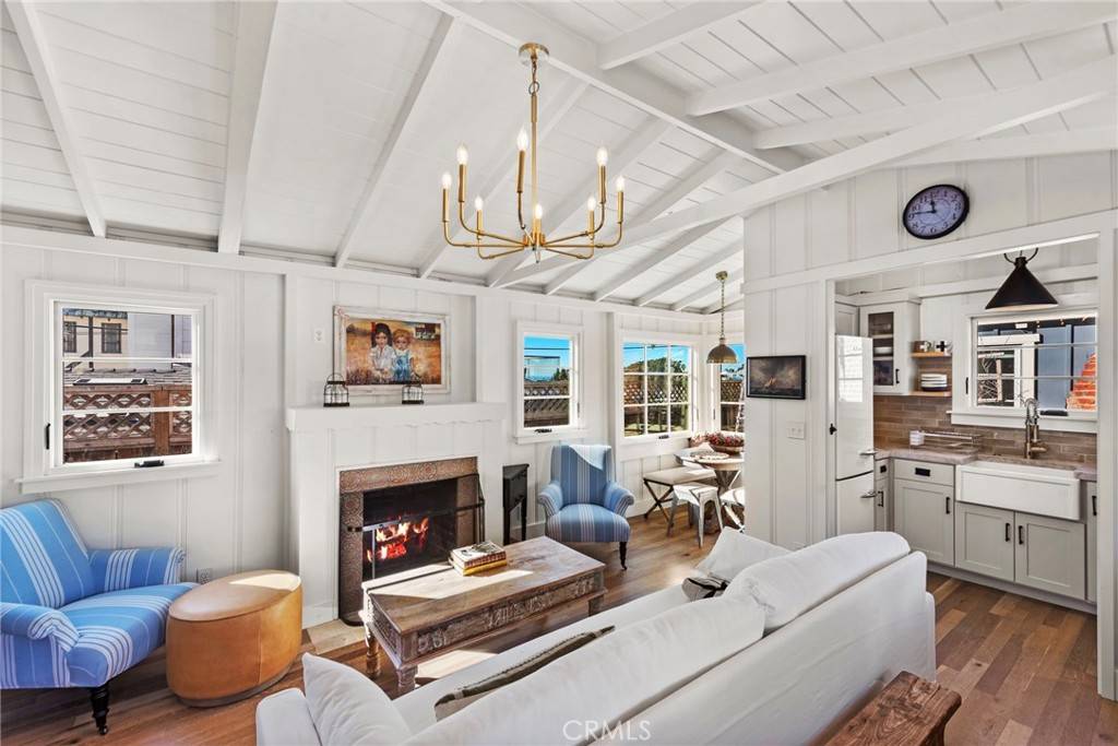 Laguna Beach, CA 92651,235 Cajon ST