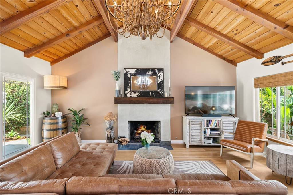 Dana Point, CA 92629,23911 Amundsen