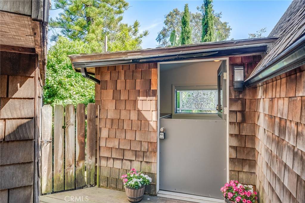 Laguna Beach, CA 92651,21562 Anns LN #A