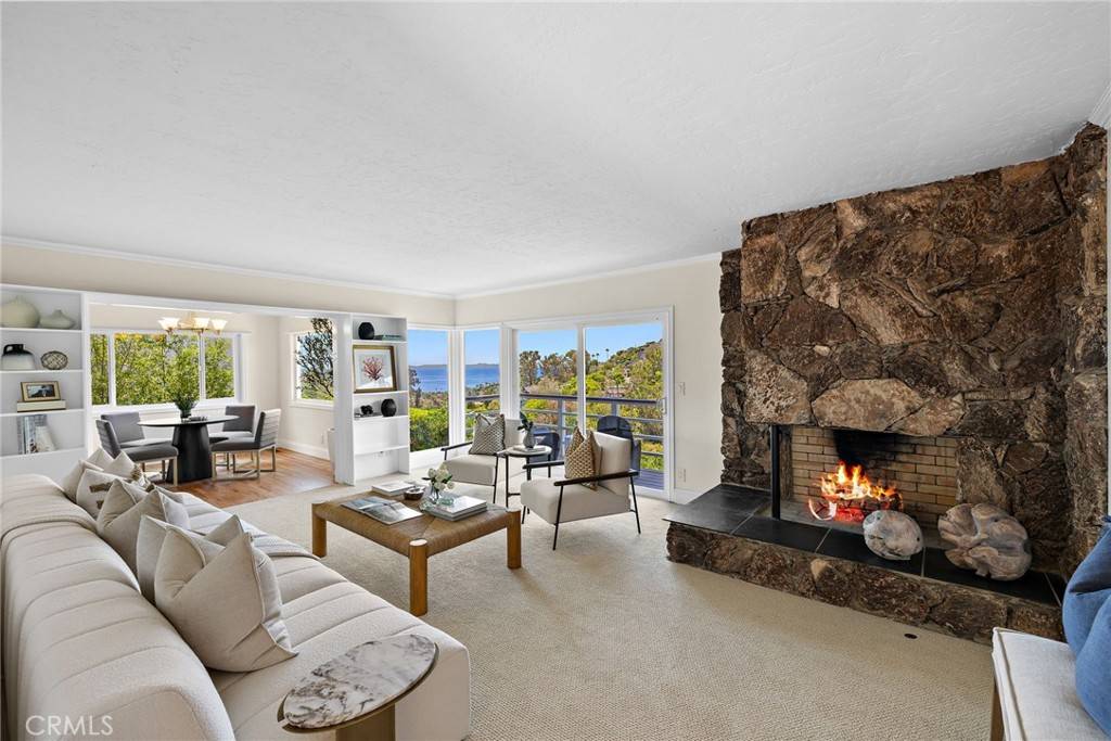 Laguna Beach, CA 92651,1212 Morningside DR