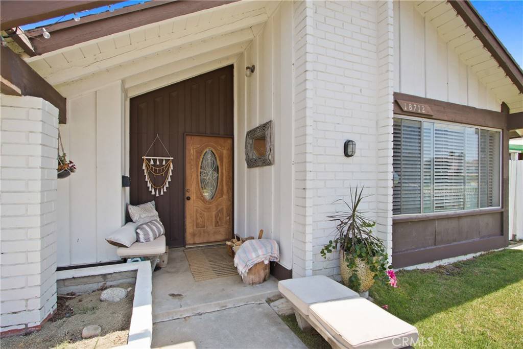 Huntington Beach, CA 92646,18712 Demion LN
