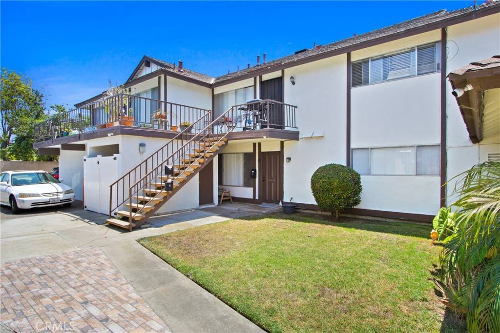 Huntington Beach, CA 92646,18712 Demion LN