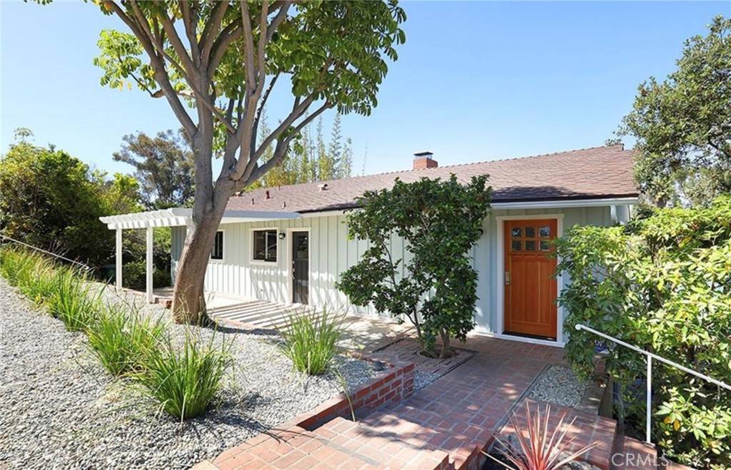Laguna Beach, CA 92651,394 Moss ST