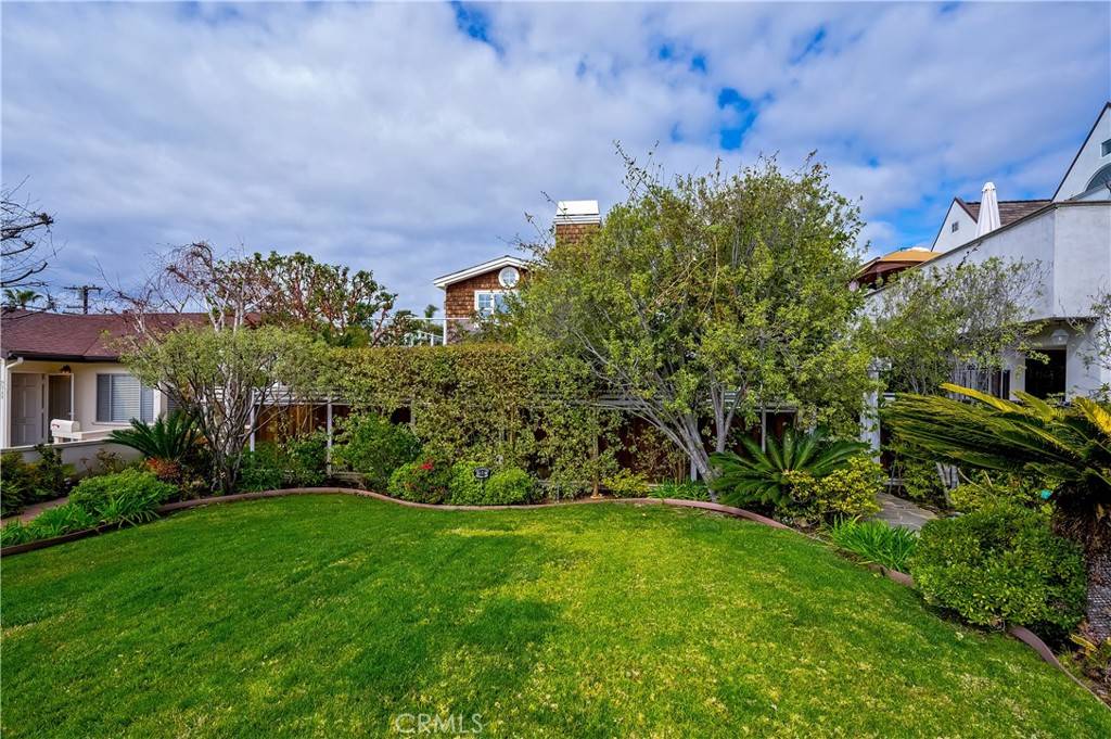 Laguna Beach, CA 92651,334 Locust ST #2