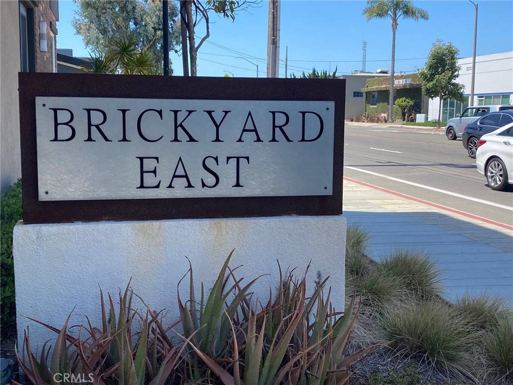 Costa Mesa, CA 92627,780 Wonder LN