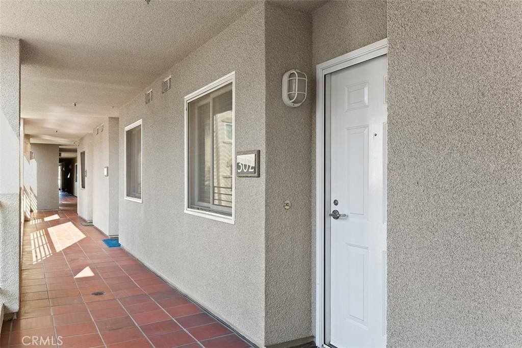 Huntington Beach, CA 92648,200 Pacific Coast HWY #302