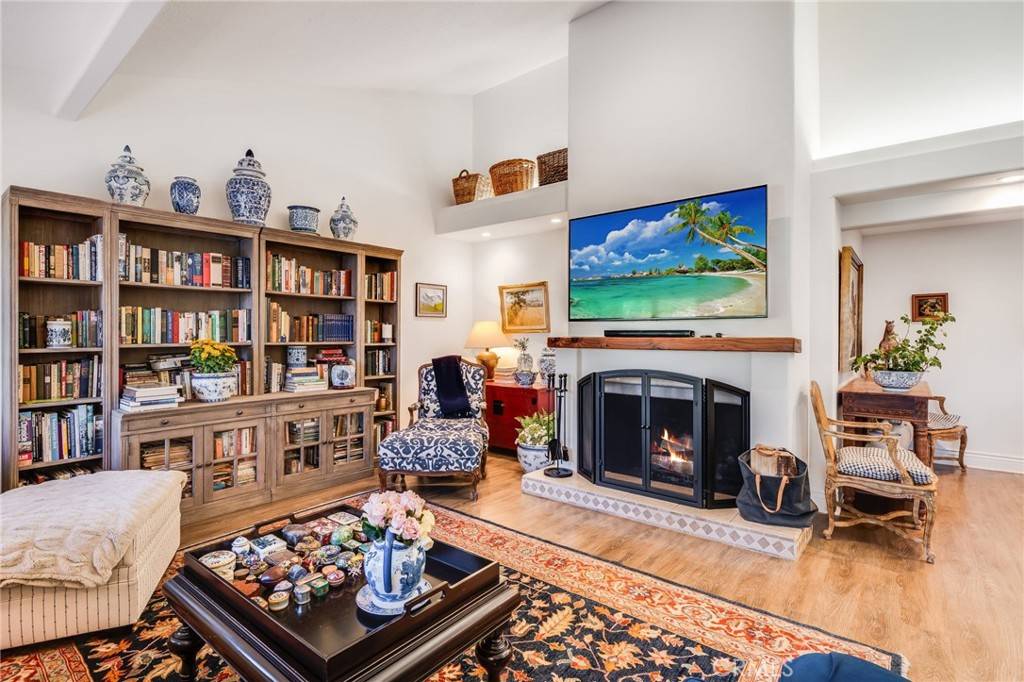Newport Beach, CA 92660,502 Avenida Largo