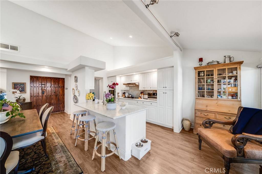 Newport Beach, CA 92660,502 Avenida Largo