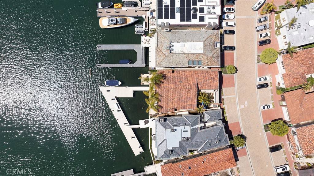 Newport Beach, CA 92660,35 Linda Isle