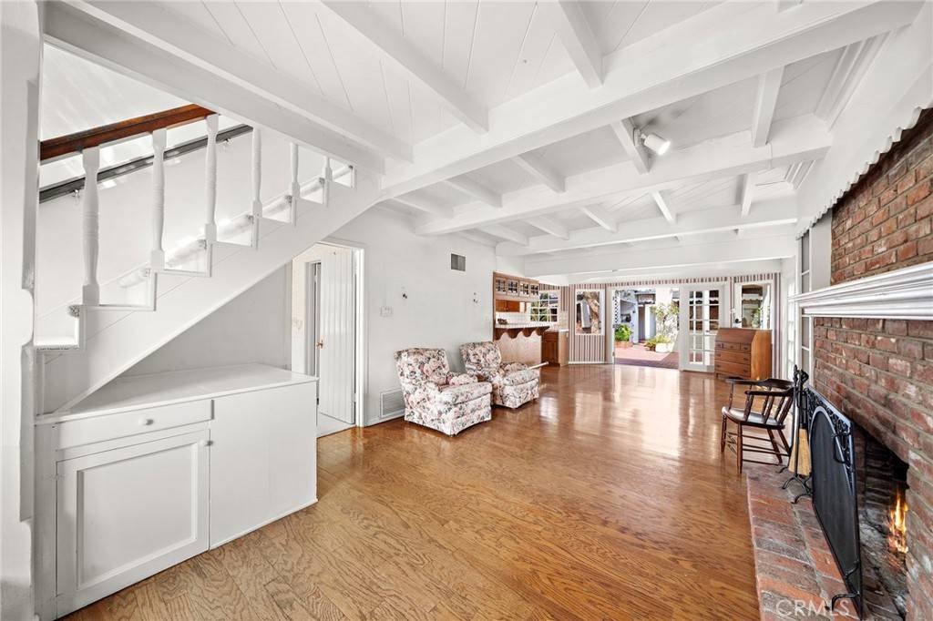 Newport Beach, CA 92662,308 Coral AVE