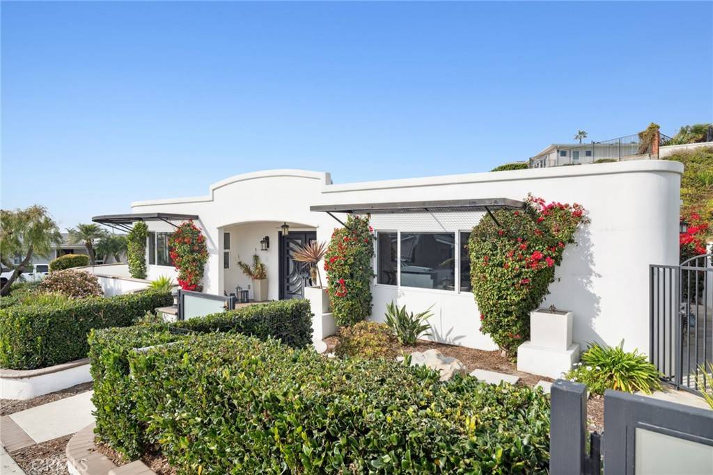 Laguna Beach, CA 92651,1500 Caribbean WAY