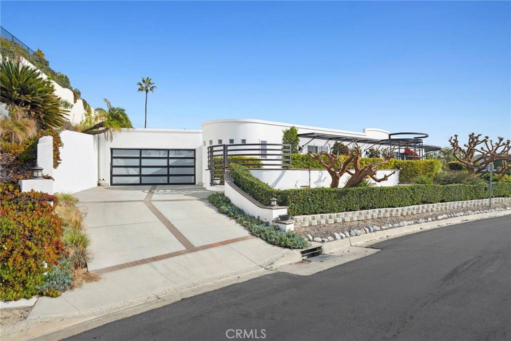 Laguna Beach, CA 92651,1500 Caribbean WAY