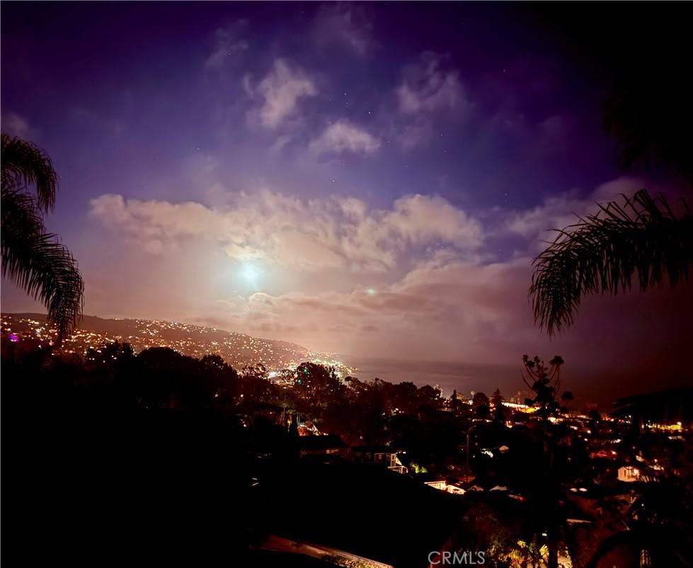 Laguna Beach, CA 92651,570 Allview