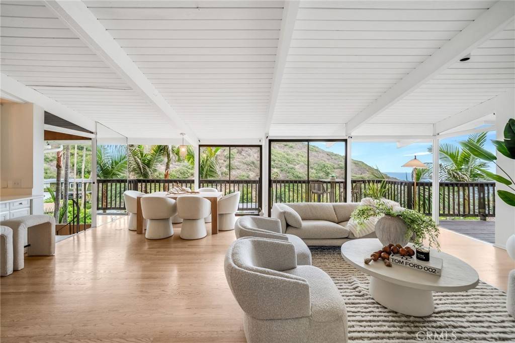 Laguna Beach, CA 92651,1214 Anacapa WAY