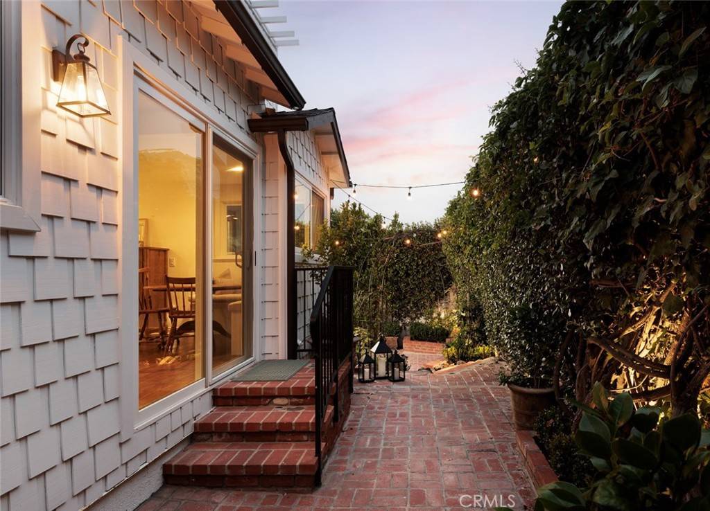 Laguna Beach, CA 92651,480 Calliope ST