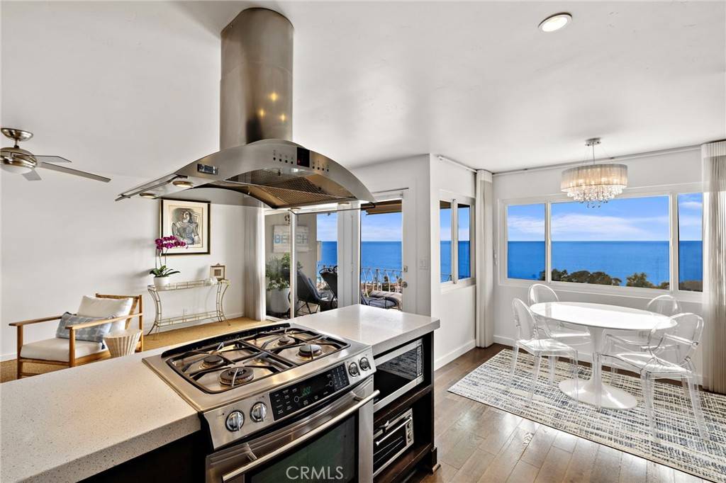 Laguna Beach, CA 92651,21702 Ocean Vista DR #F