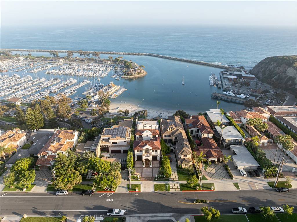 Dana Point, CA 92629,24352 Santa Clara AVE