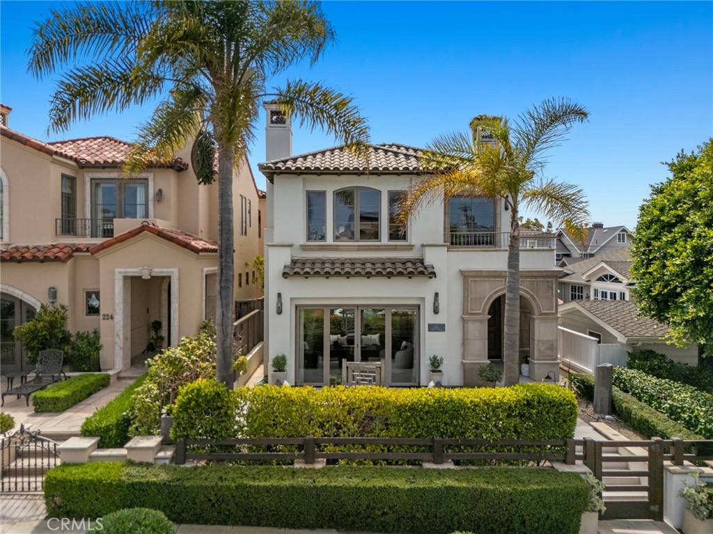 Corona Del Mar, CA 92625,222 Orchid AVE