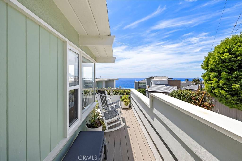 Laguna Beach, CA 92651,31674 Seacove DR