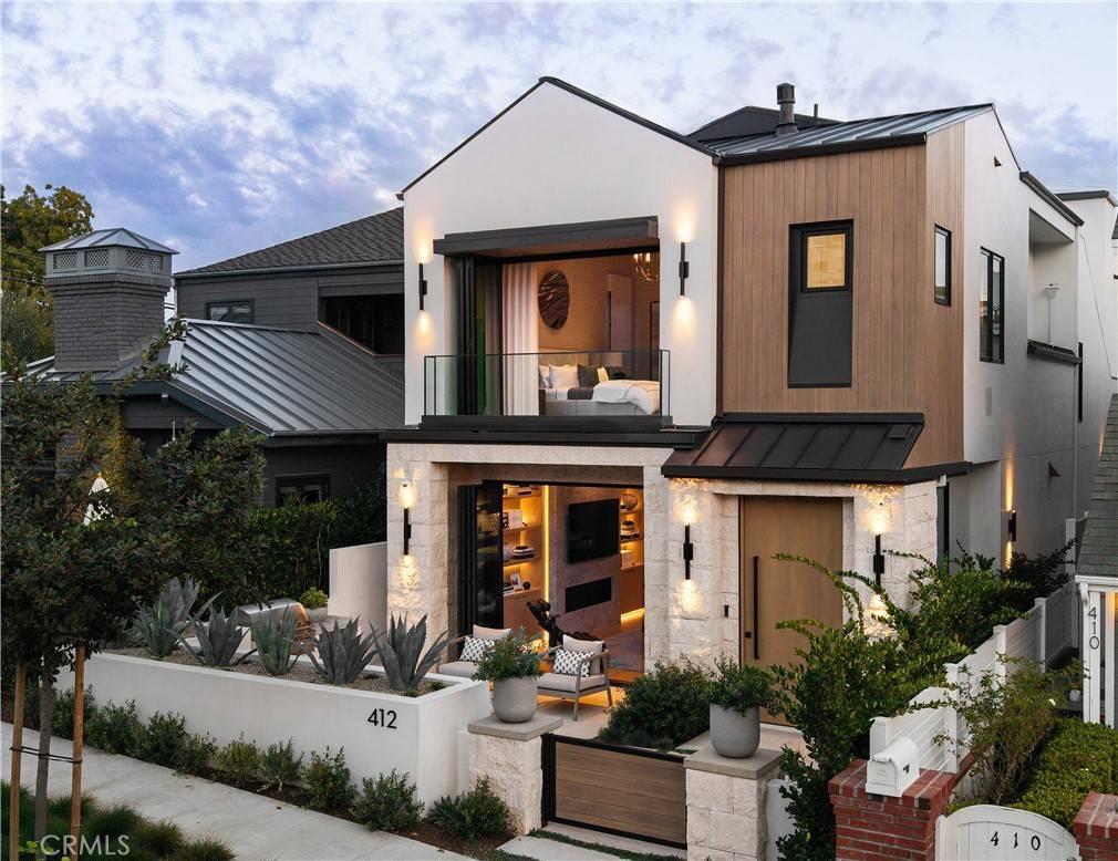 Corona Del Mar, CA 92625,412 Heliotrope AVE