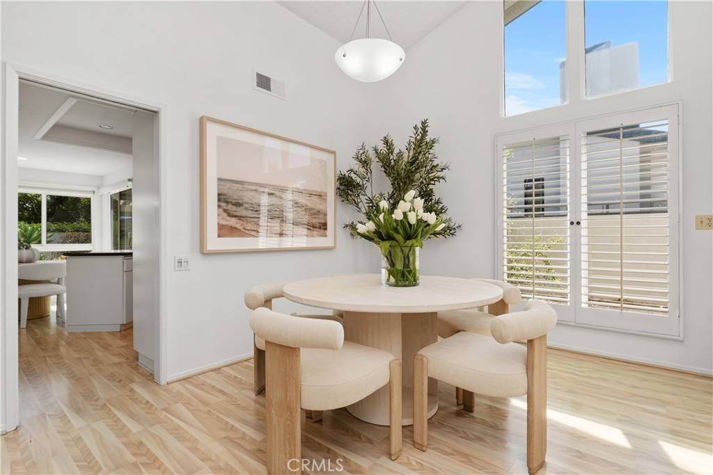 Corona Del Mar, CA 92625,37 Beachcomber DR